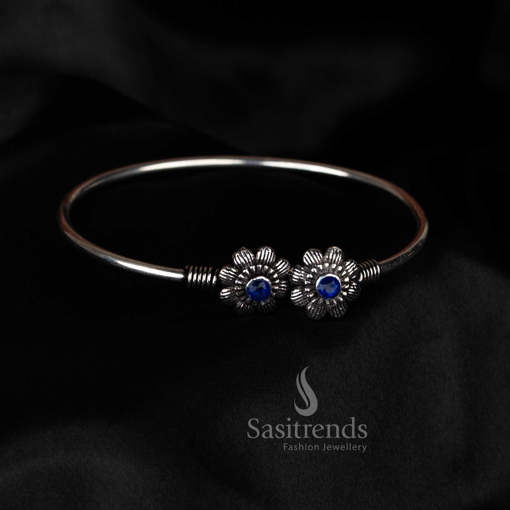 Rich finish oxidised stone jewellery for festive wear