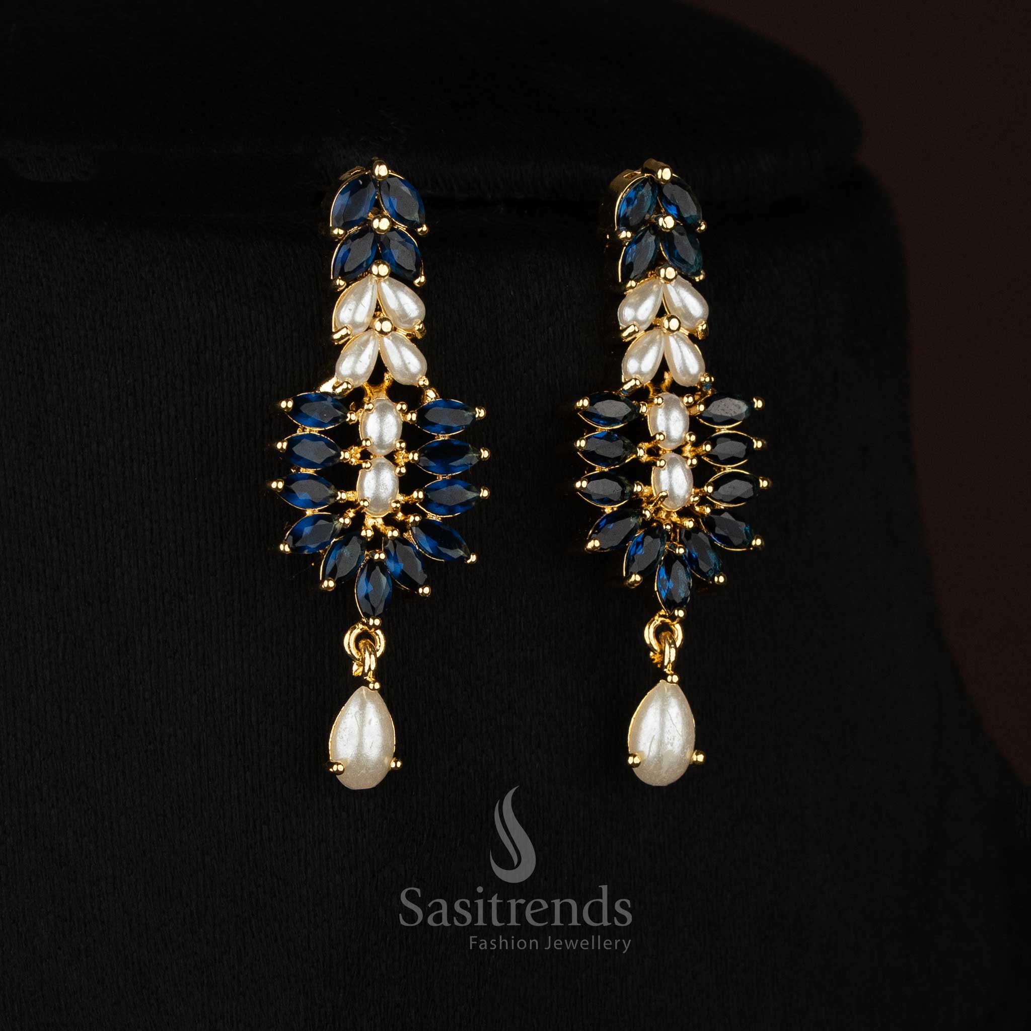 Party-style AD necklace featuring leaf motif design with refined sparkle