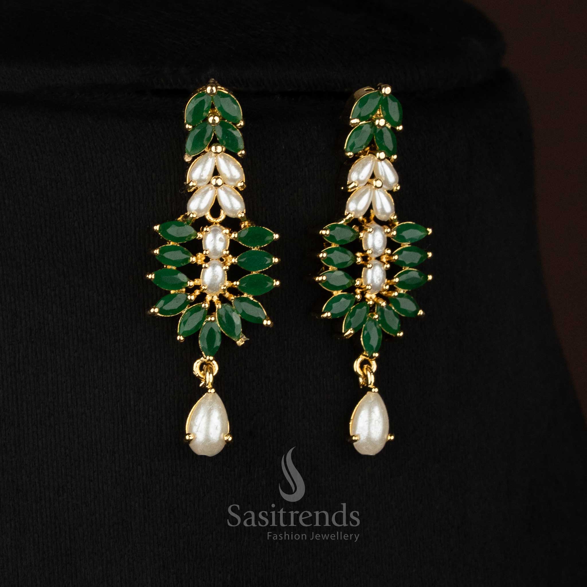 vMicro gold plated American diamond leaf necklace set for stylish gatherings