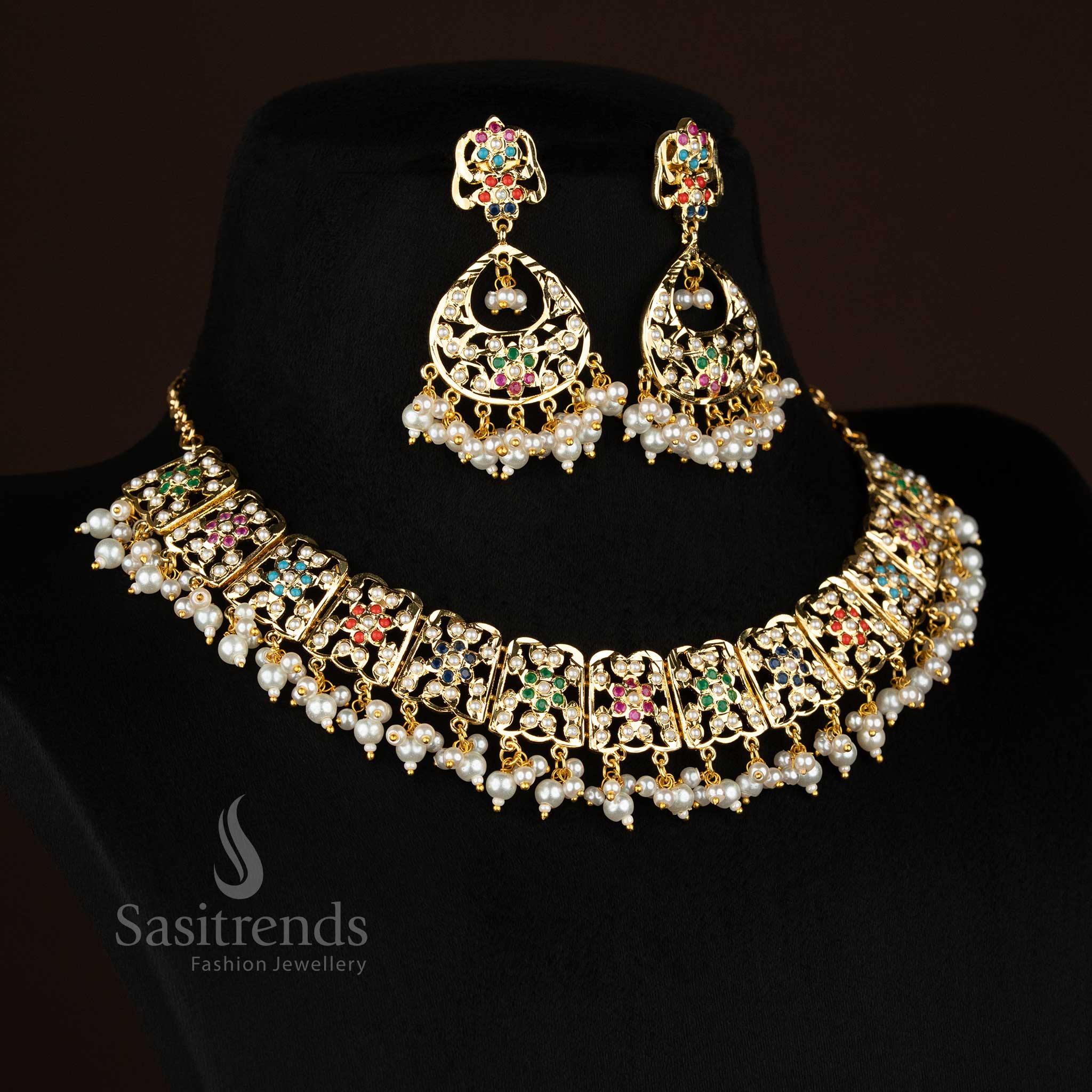 Attractive Punjabi Jadau gold plated floral pearl necklace set