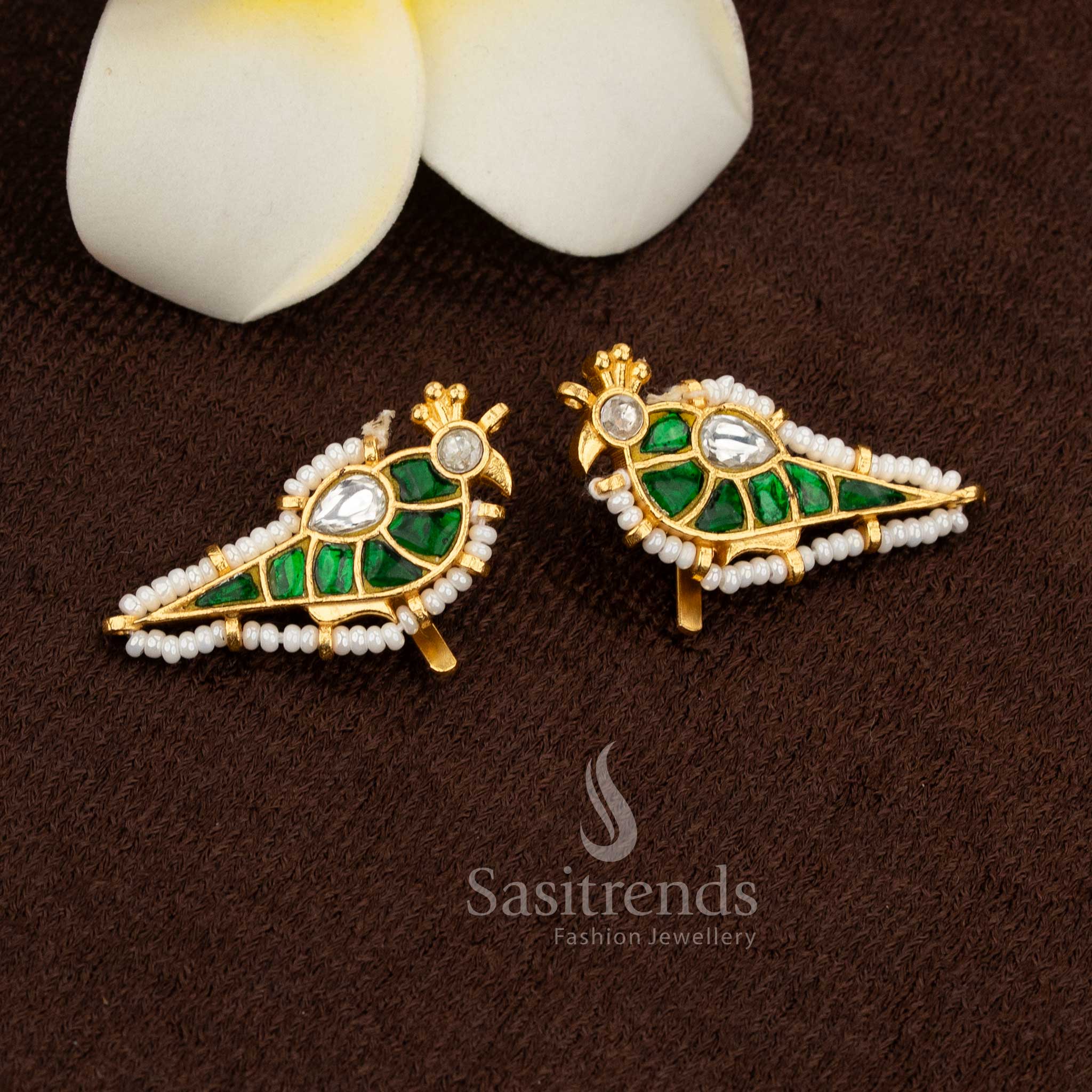 24K Jadau gold plated parrot Kundan stone and pearl bugadi ear cuff – Sasitrends

