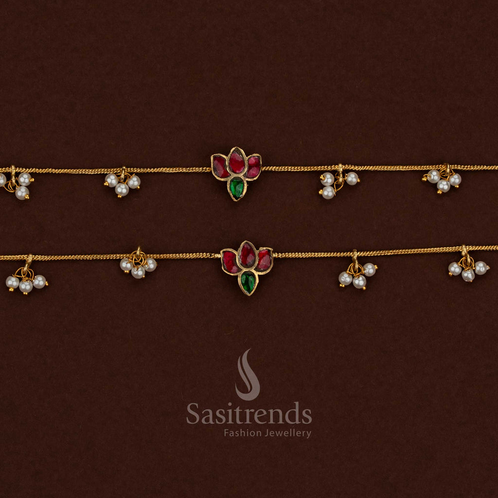 
Traditional floral leaf design kundan stone anklet with rich gold finish and handcrafted jadau work from Sasitrends
