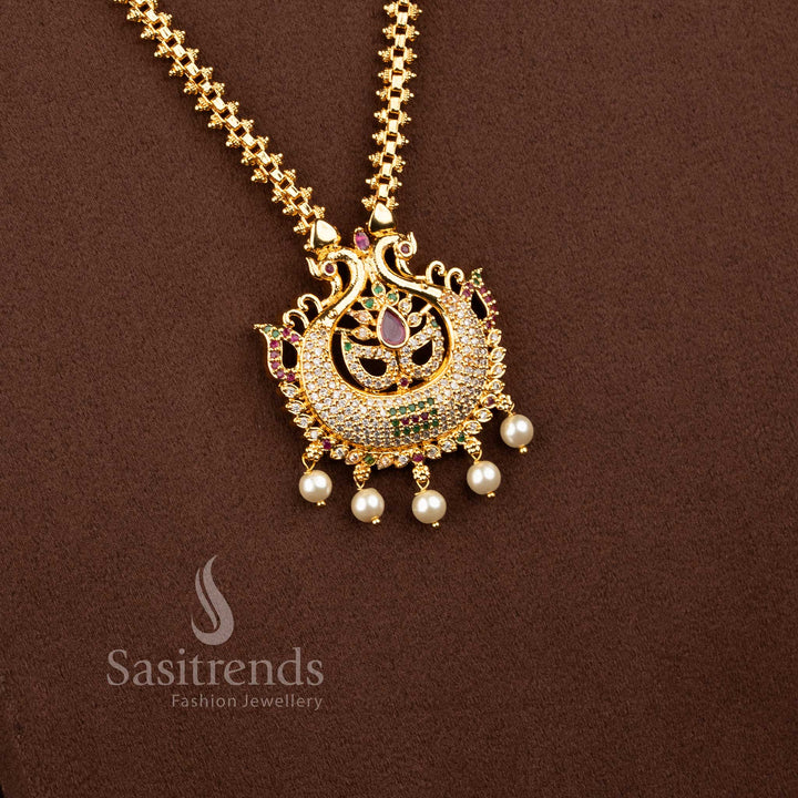 Celebration micro gold necklace in multicolour featuring peacock centre, pear brightness and pearls – Sasitrends