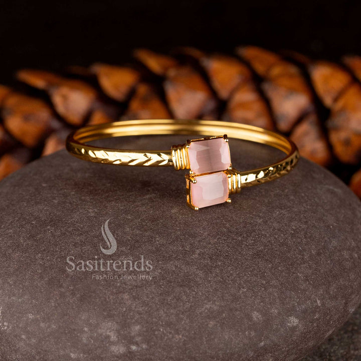 Contemporary temple jewellery for wedding accessory with clear stone accents and a bypass design - Sasitrends