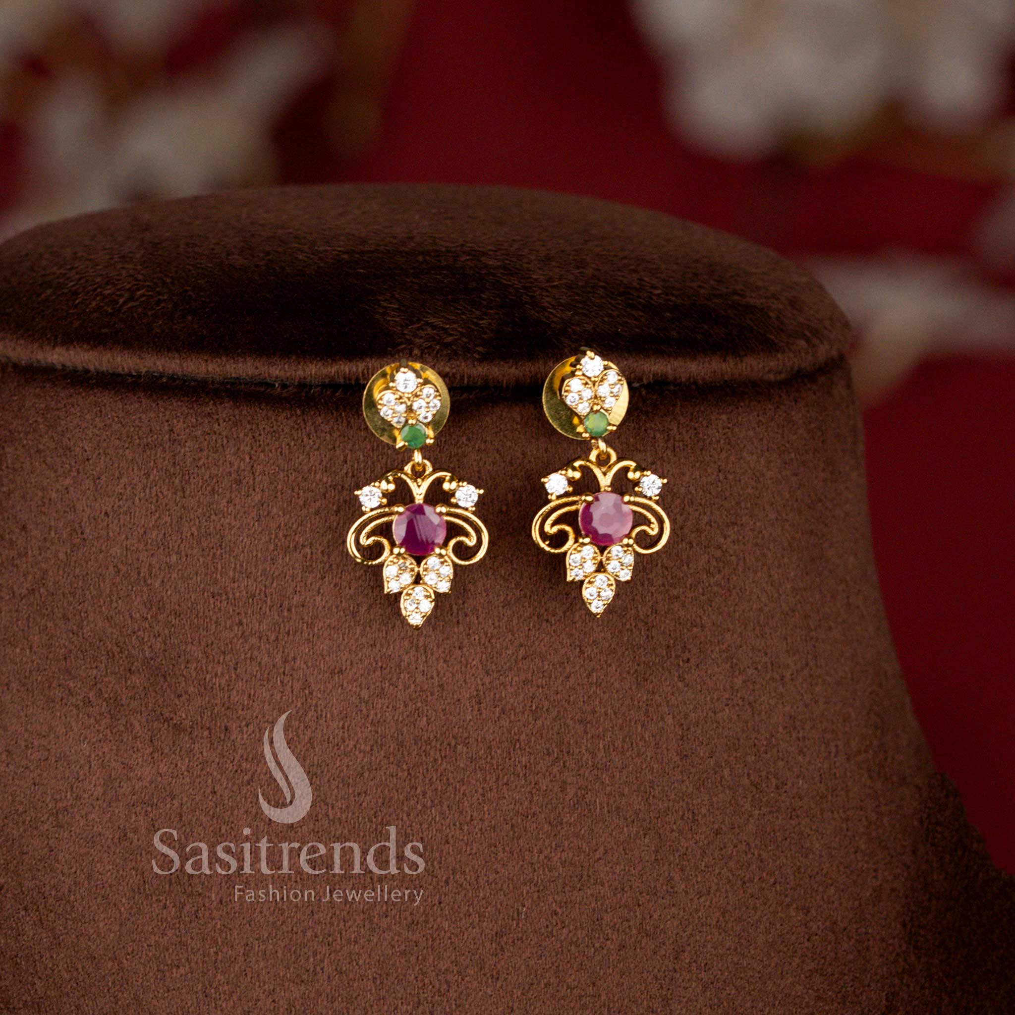 Matte Gold Plated American Diamond Floral Filigree Necklace Set with Matching Earrings - Sasitrends