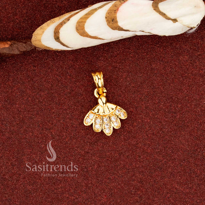 Bright micro gold plated American diamond trendy peacock tail pendant crafted for daily styling – Sasitrends
