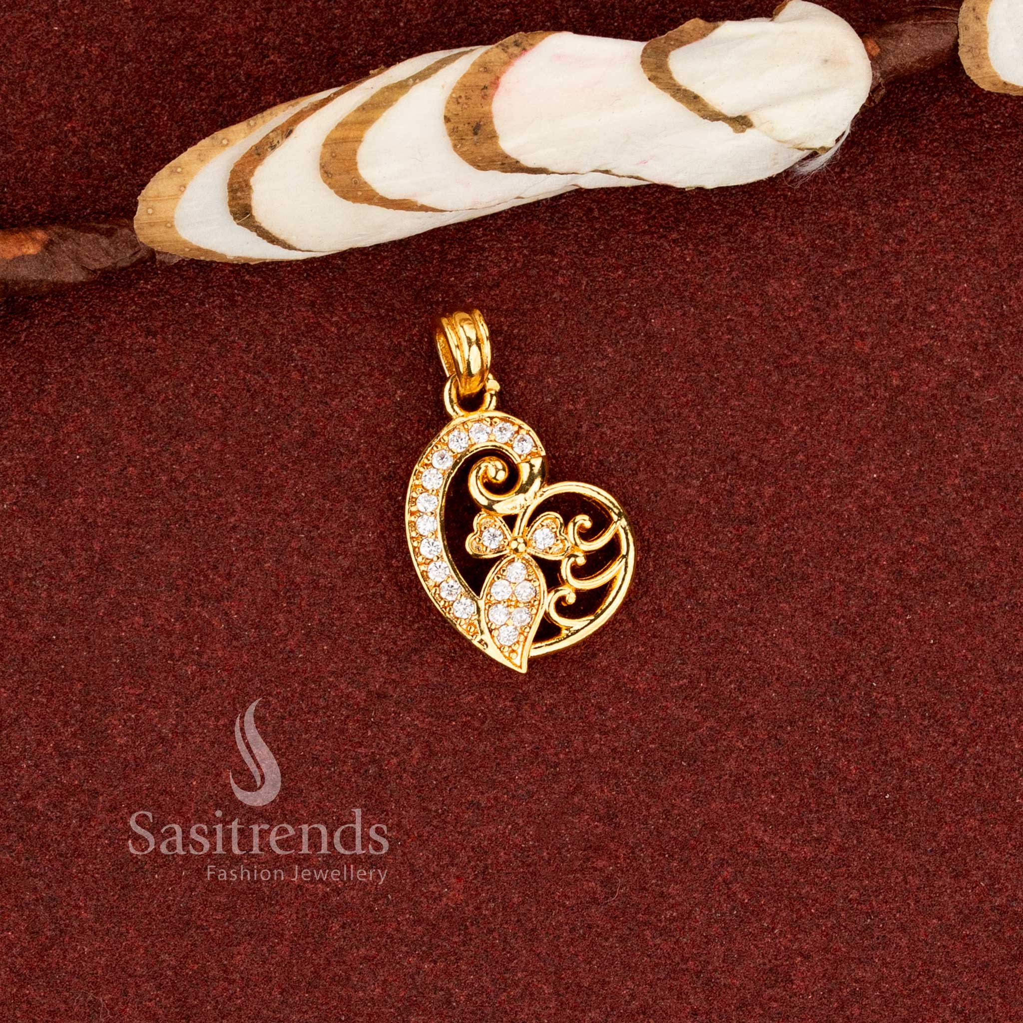 Soft micro gold plated American diamond trendy heart floral pendant suitable for festive styling – Sasitrends