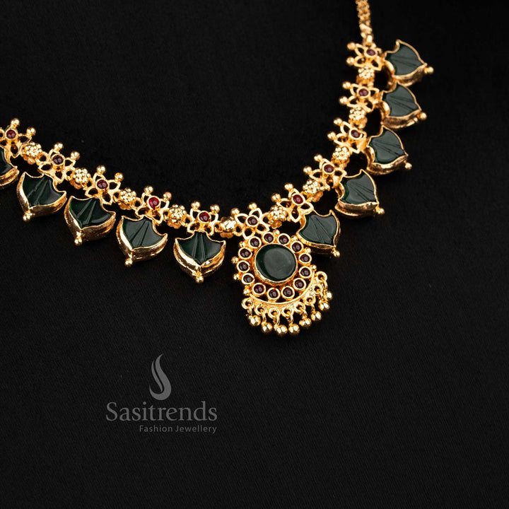 Sasitrends micro gold plated Kerala Palakka mala necklace with traditional leaf motifs and decorative centre pendant