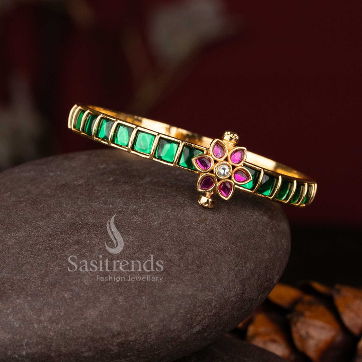 Traditional kundan openable bangle with sparkling AD stones and floral detailing