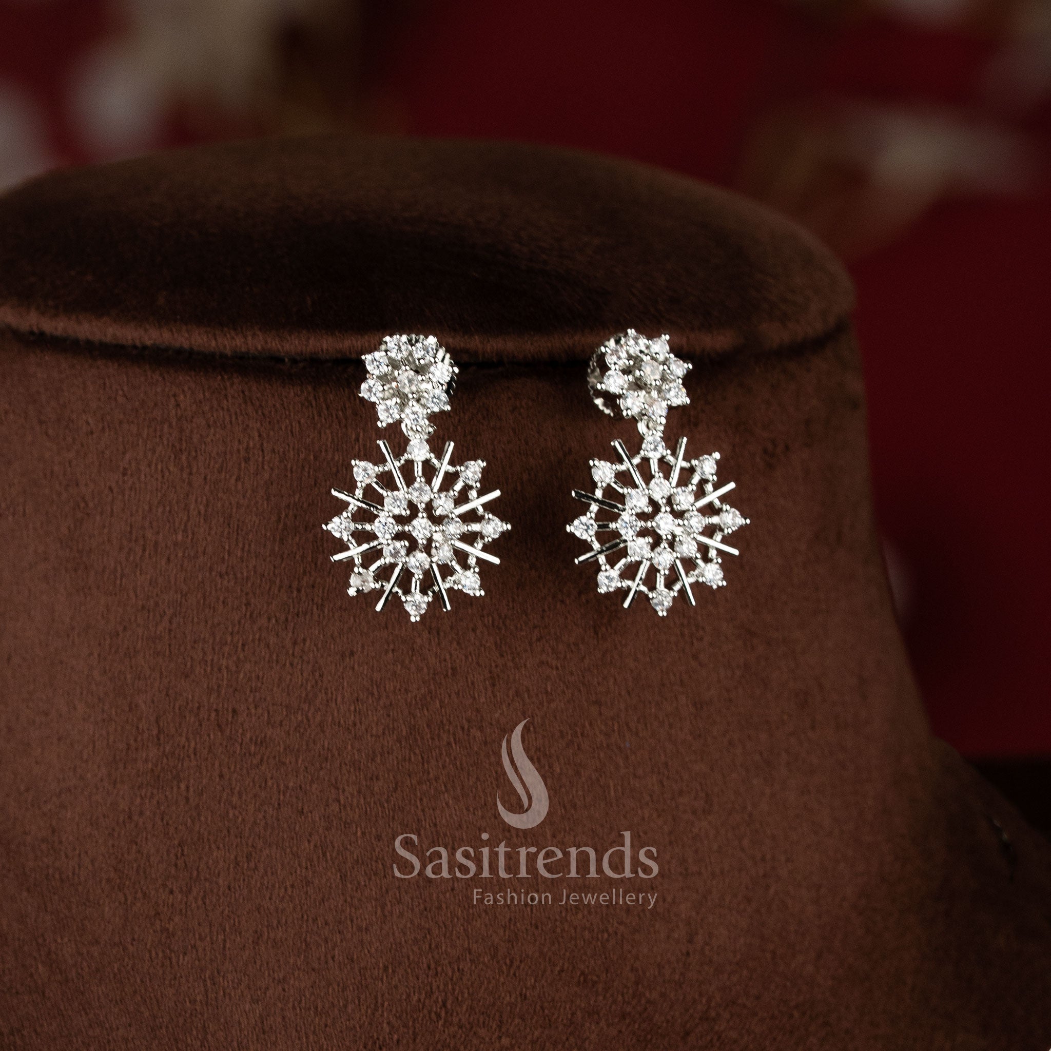 American Diamond Silver Plated Necklace Set with floral motifs and sparkling snowflake-inspired pendant detailing - Sasitrends