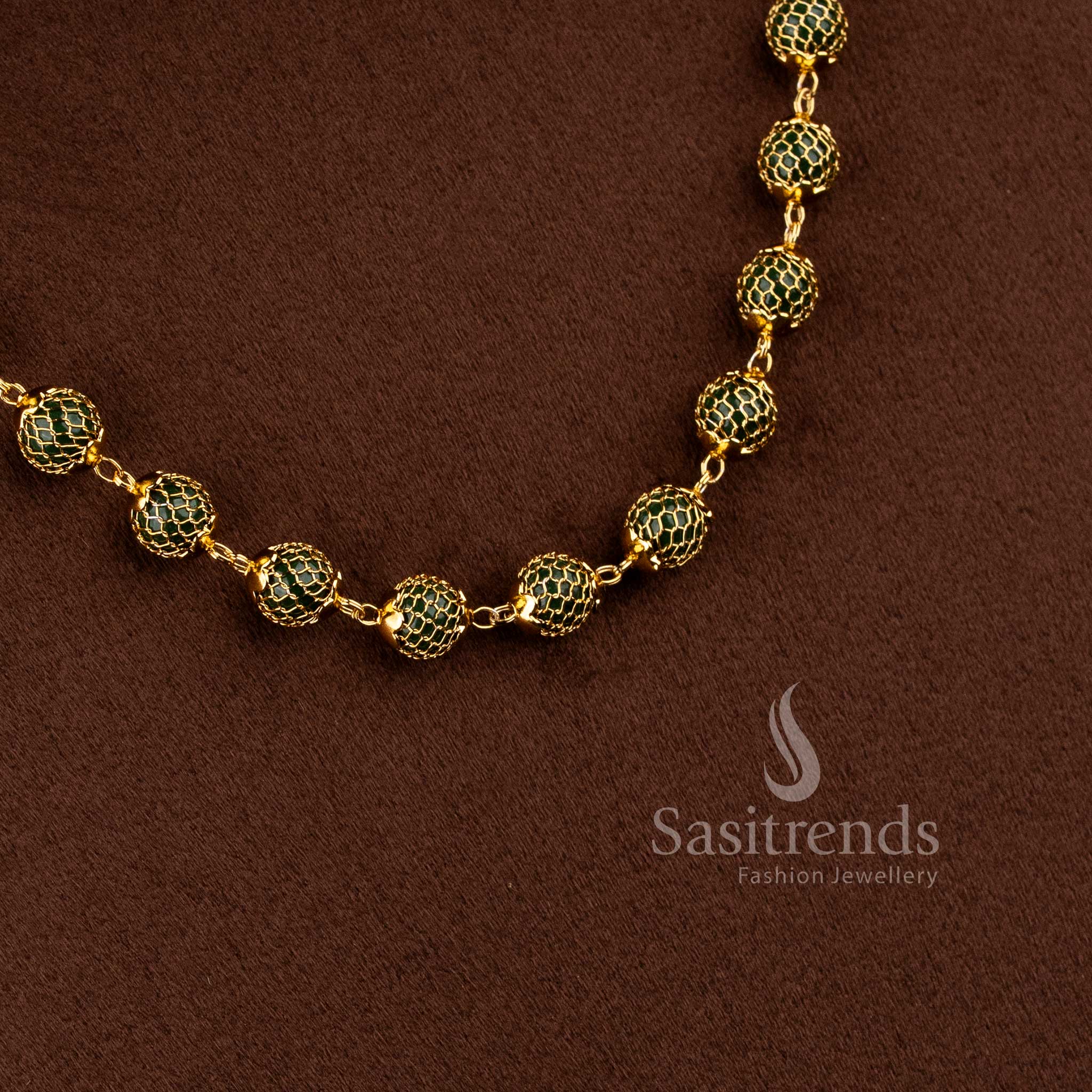Guaranteed micro gold plated necklace with intricate chain craftsmanship - Sasitrends 