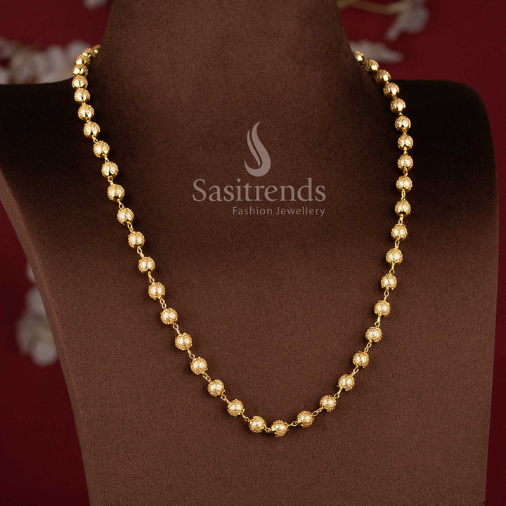 Grand Mesh Pearl Circle One Gram Micro Gold Plated Necklace with elegant pearl detailing - Sasitrends 