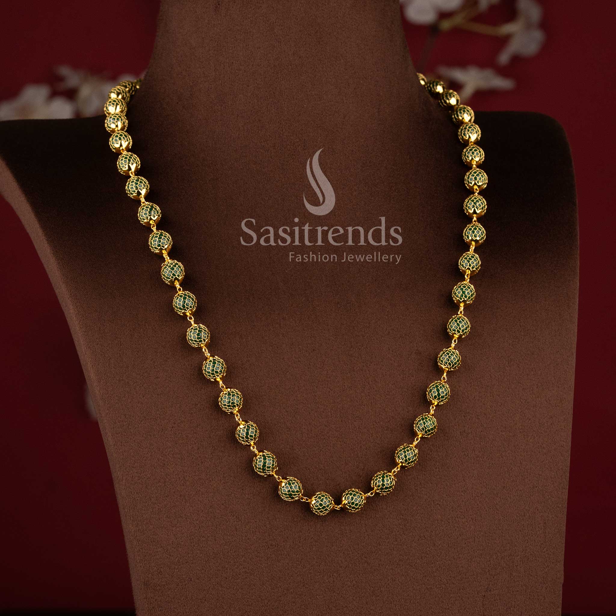 Guaranteed micro gold plated necklace with grand circular pendant and pearl accents - Sasitrends