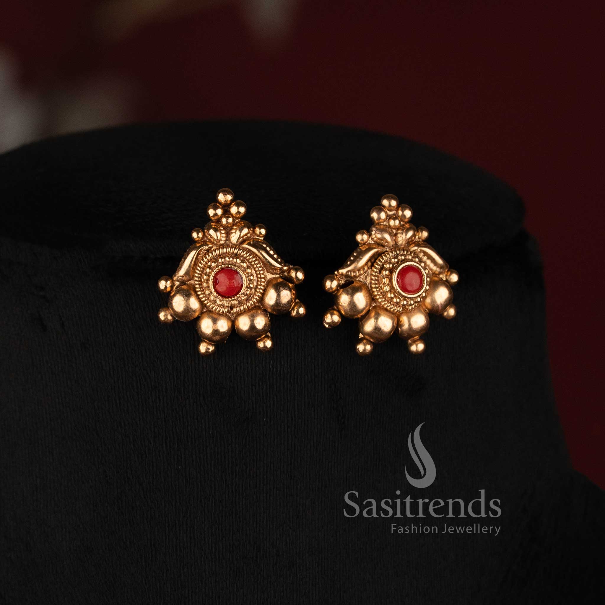 Traditional Antique Gold Golden Bead Mala Necklace with Floral Detailing - Sasitrends