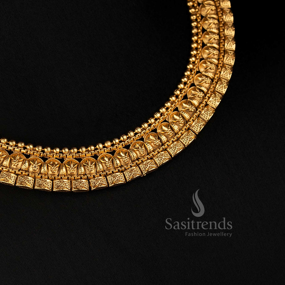 Antique Gold Plated Traditional Choker Set with Matching Circular Floral Studs - Sasitrends