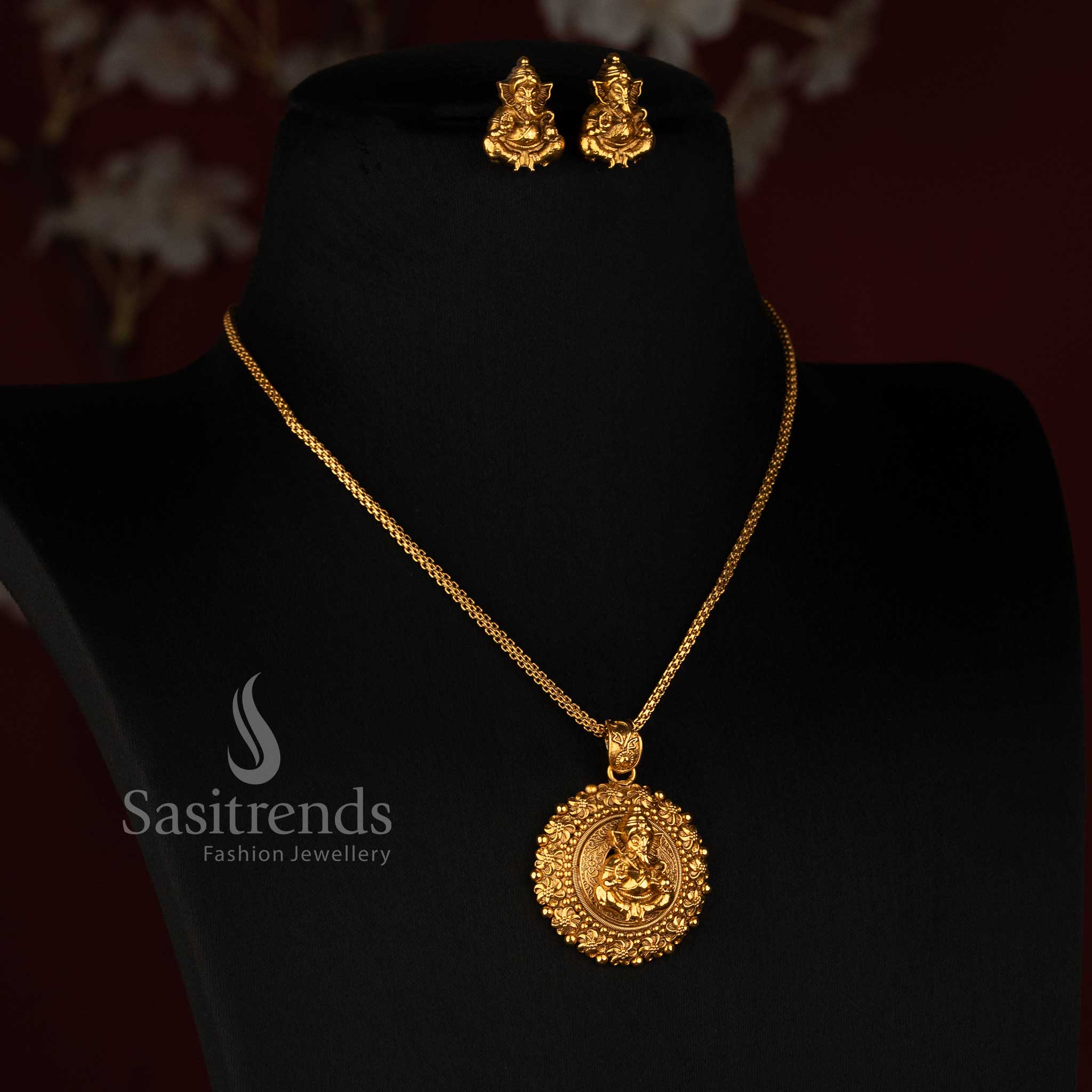 Antique Gold Plated Ganesha Pendant Necklace Set for Women - Sasitrends