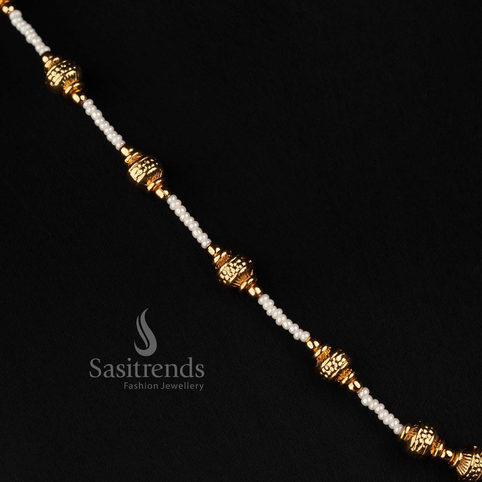 Antique Gold Plated Fine Pearl Necklace Set with Matching Filigree Drop Earrings - Sasitrends