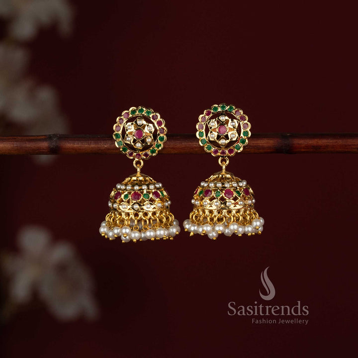 Traditional Matte Gold Plated Kundan Necklace with Intricate Leaf Patterns and Matching Drop Earrings - Sasitrends