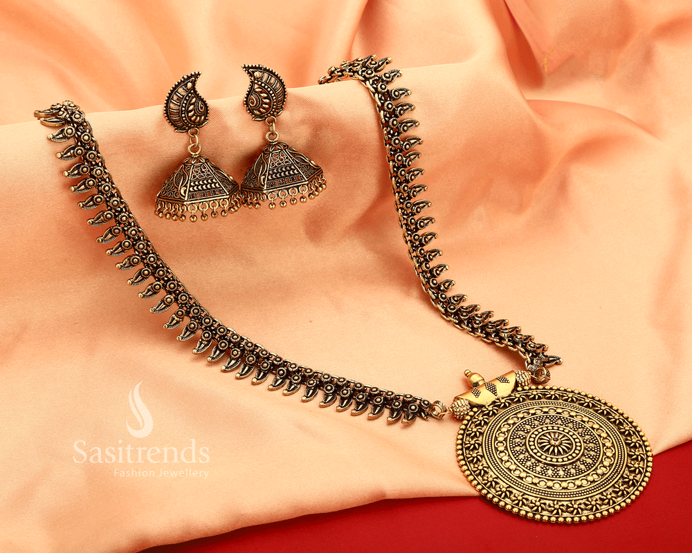 Graceful Niranjana Chakra Antique Gold Long Necklace Jewellery Set With Coordinated Jhumka Earrings – Classic Temple Inspired Design For Sarees And Lehenga Wear For Women And Girls – Sasitrends