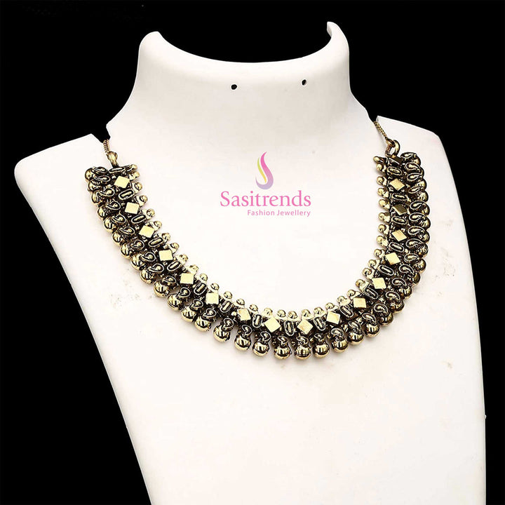 Haara antique gold plated temple-style necklace from the Elegance Collection featuring kemp stones and a royal design finish for authentic South Indian ceremonial jewellery – Sasitrends