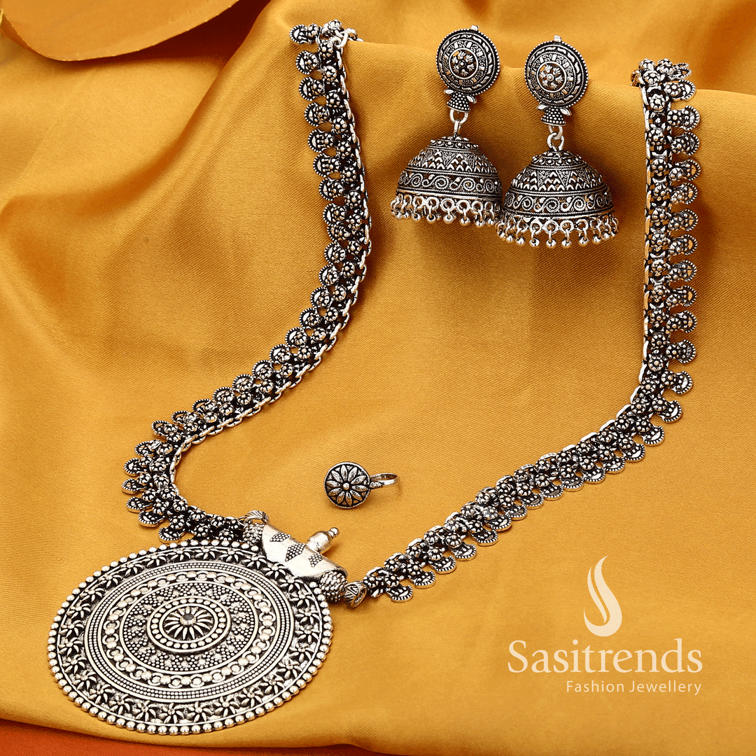 Elegant Oxidised Silver Niranjana Chakra Pendant Combo Jewellery Set With Graceful Necklace, Designer Bangles And Jhumka Earrings – Vintage Festive Design Ideal For Weddings And Parties For Women And Girls – Sasitrends