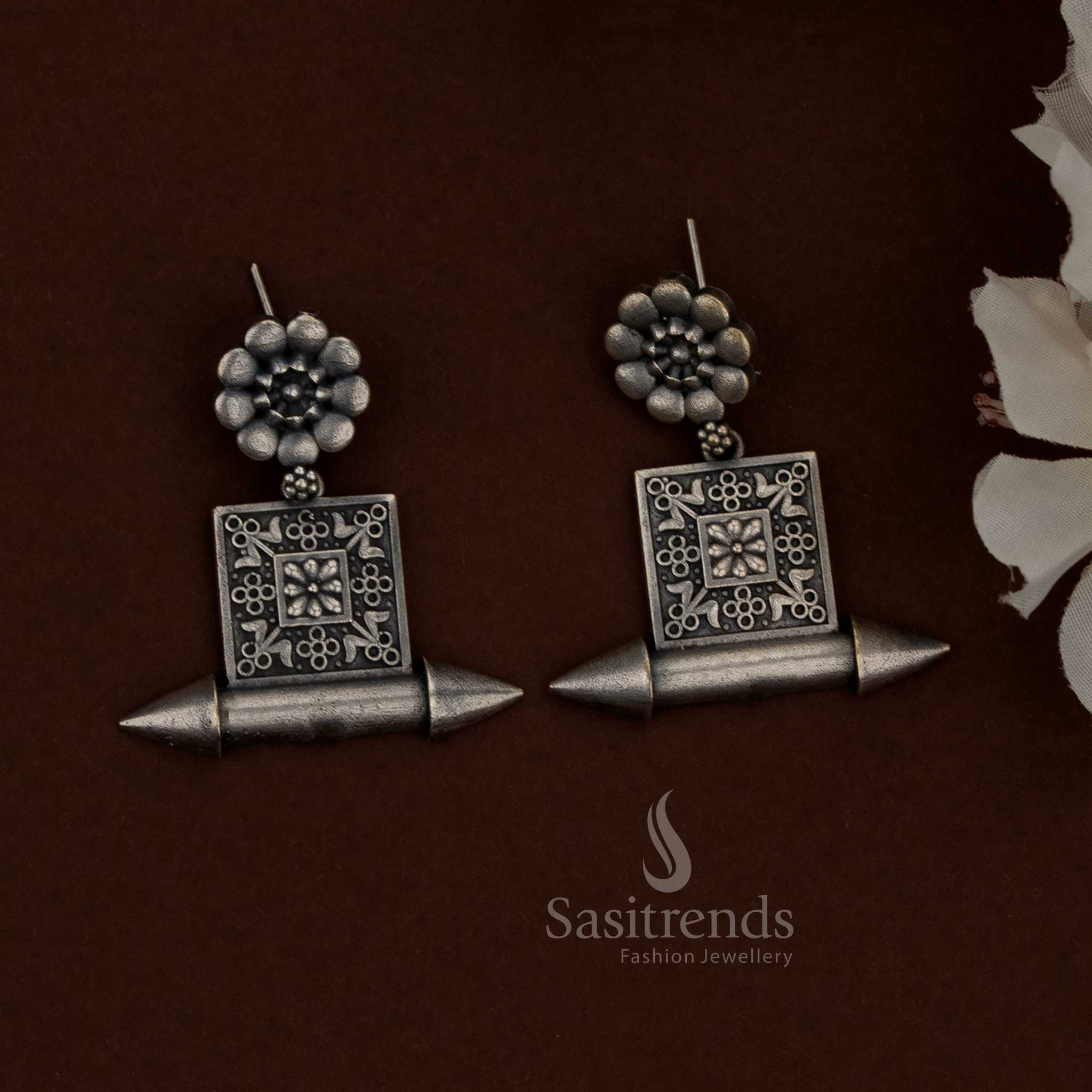 Amazing 92.5 Silver Oxidised Plated Floral Tribal Earrings Jewellery Set festive occasions Sasitrends