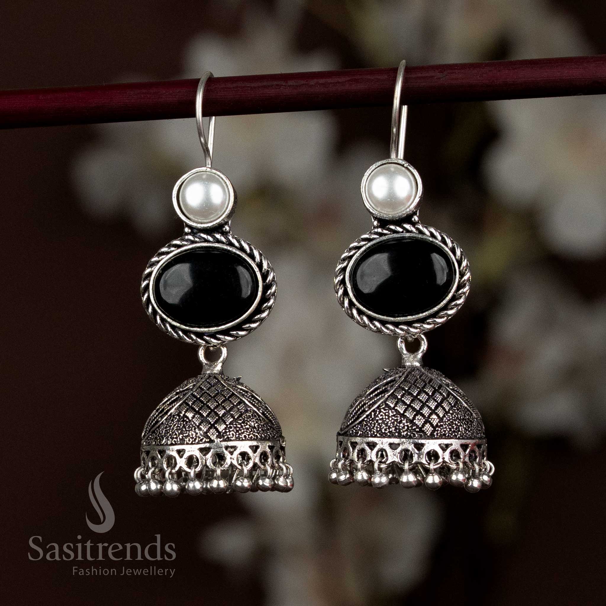 Striking Oxidised Silver Jhumka Earrings With Black Oval Stone And Classic Pearl Accents, Designed For Statement Looks With Minimal Effort – Sasitrends