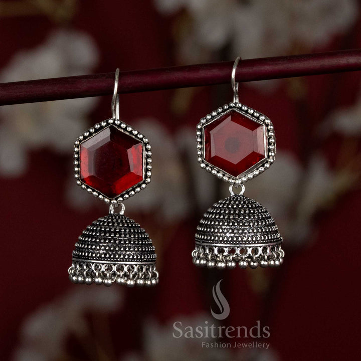 Antique-style oxidised earrings with dome and silver hangings - Sasitrends