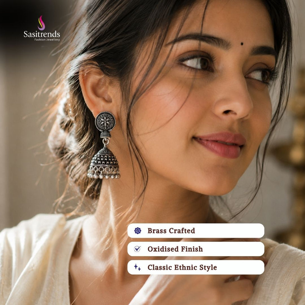 Oxidised silver plated earrings model image - Sasitrends