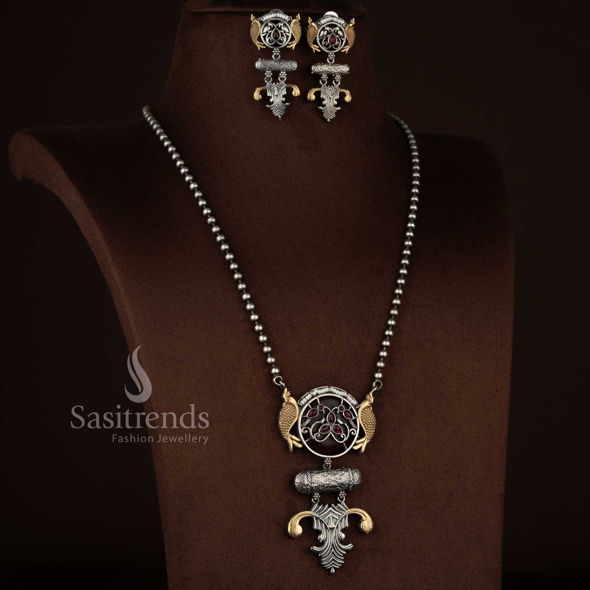 Dazzling Antique Oxidised 92.5 Silver Plated Dual Fish Circular Medallion Pendant Long Necklace Jewellery Set with Cylindrical Bar Bead Chain ruby colour for festive evenings Sasitrends