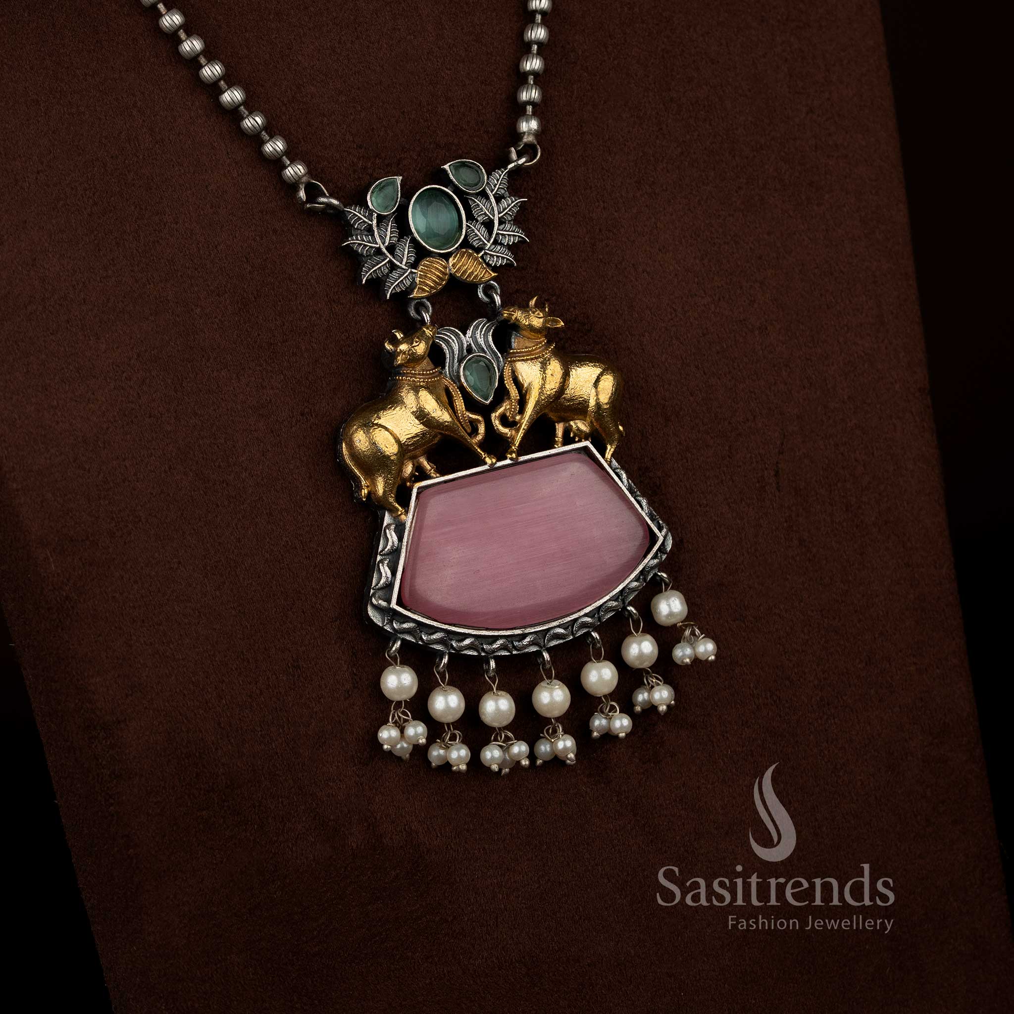 Exquisite Antique Oxidised 92.5 Silver Plated Dual Tone Pichwai Kamadhenu Leaf Statement Necklace Set with Pearl Pendant Bead Chain for festive cultural events Sasitrends