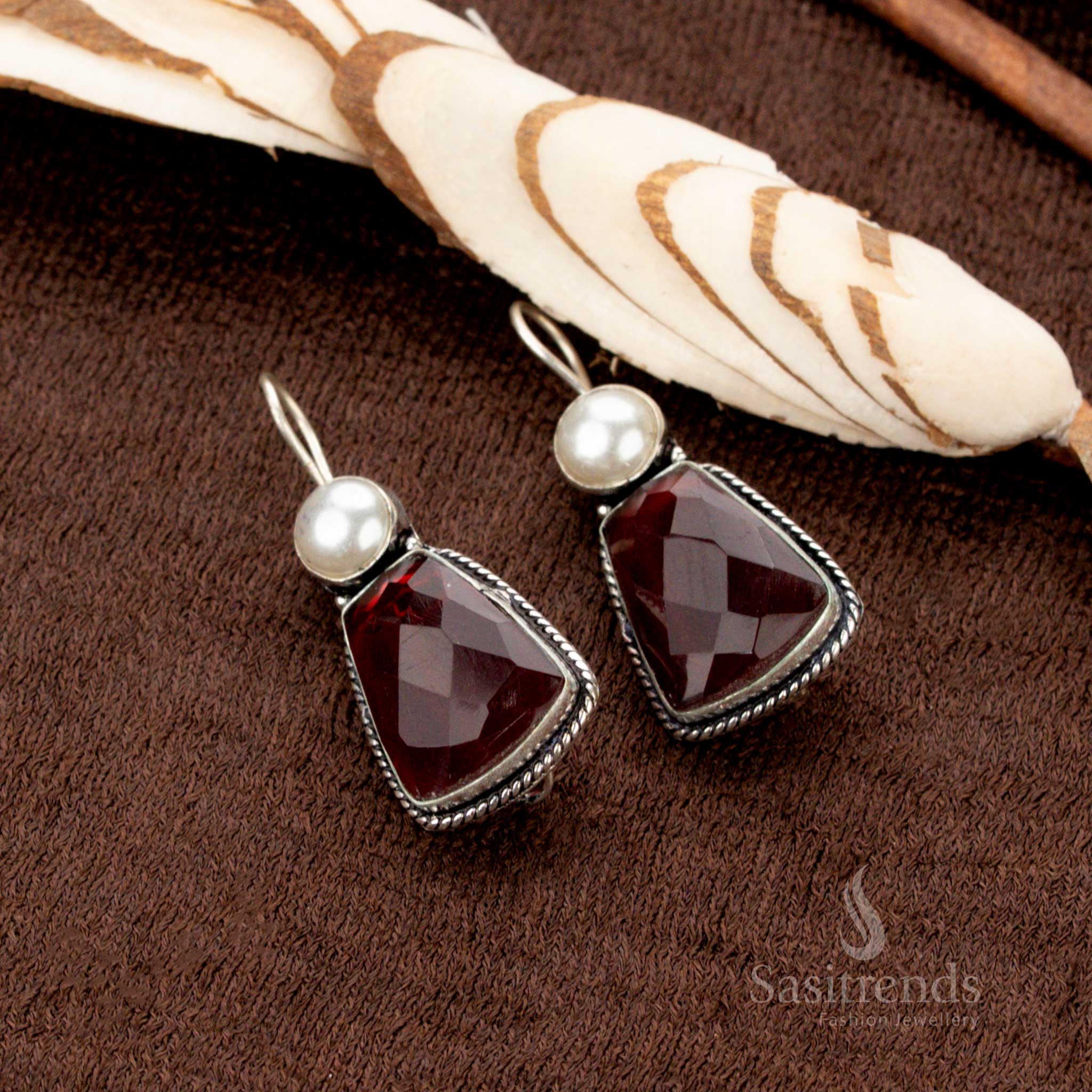 Traditional oxidised earrings with pearl top and stone – Sasitrends