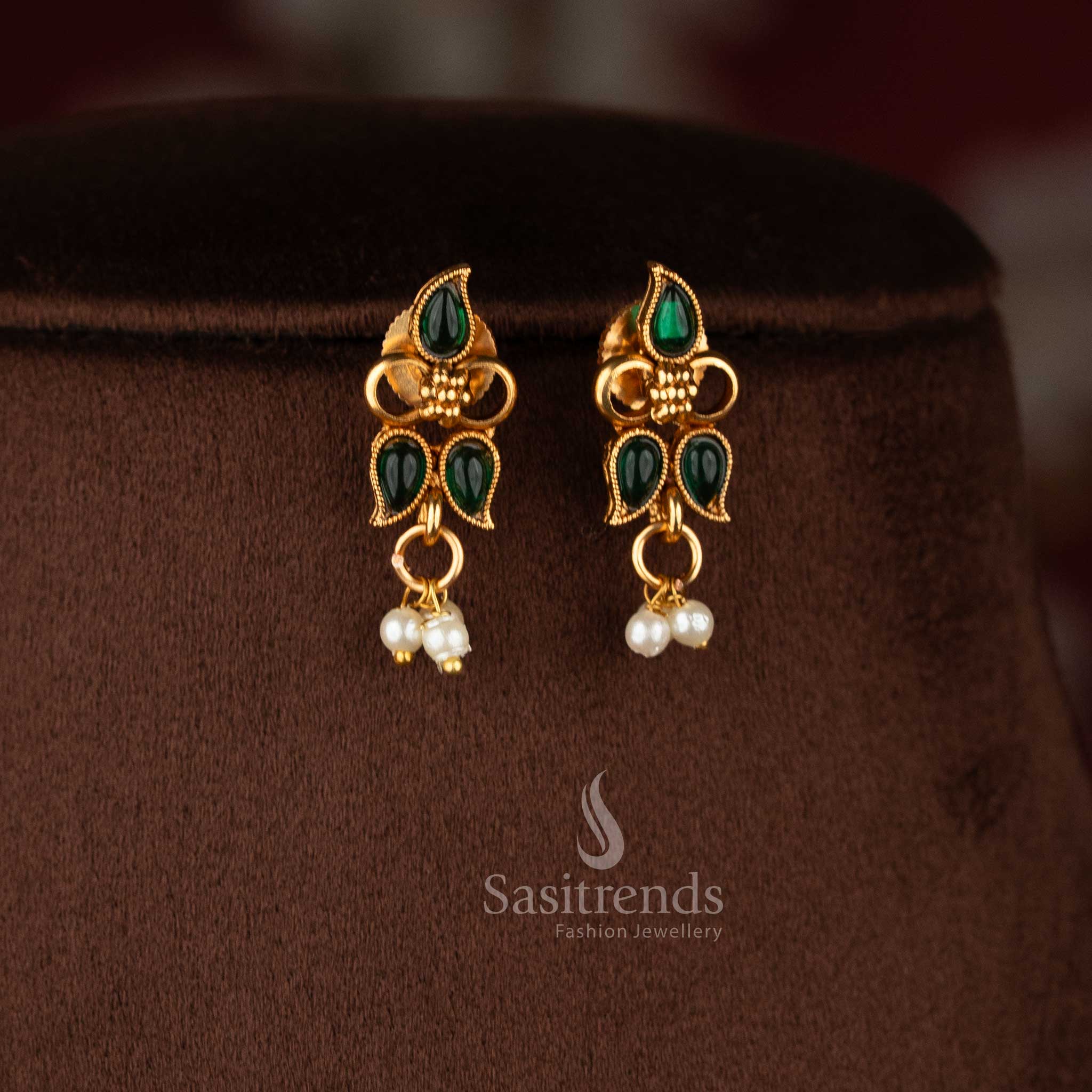 Delightful green elegant classic matte gold plated mango pearl earrings for festive occasions – Sasitrends