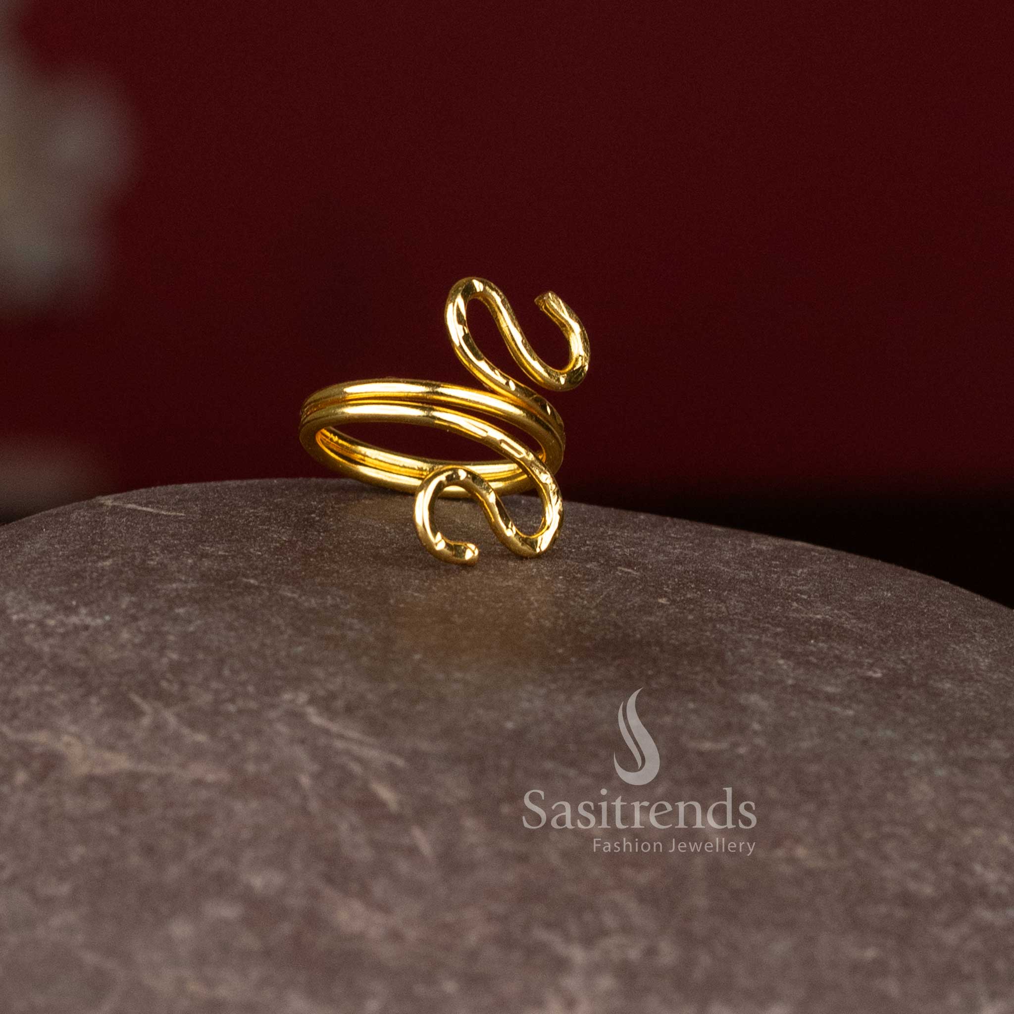 Graceful gold plated adjustable ring for women, stylish accessory for party wear styling – Sasitrends