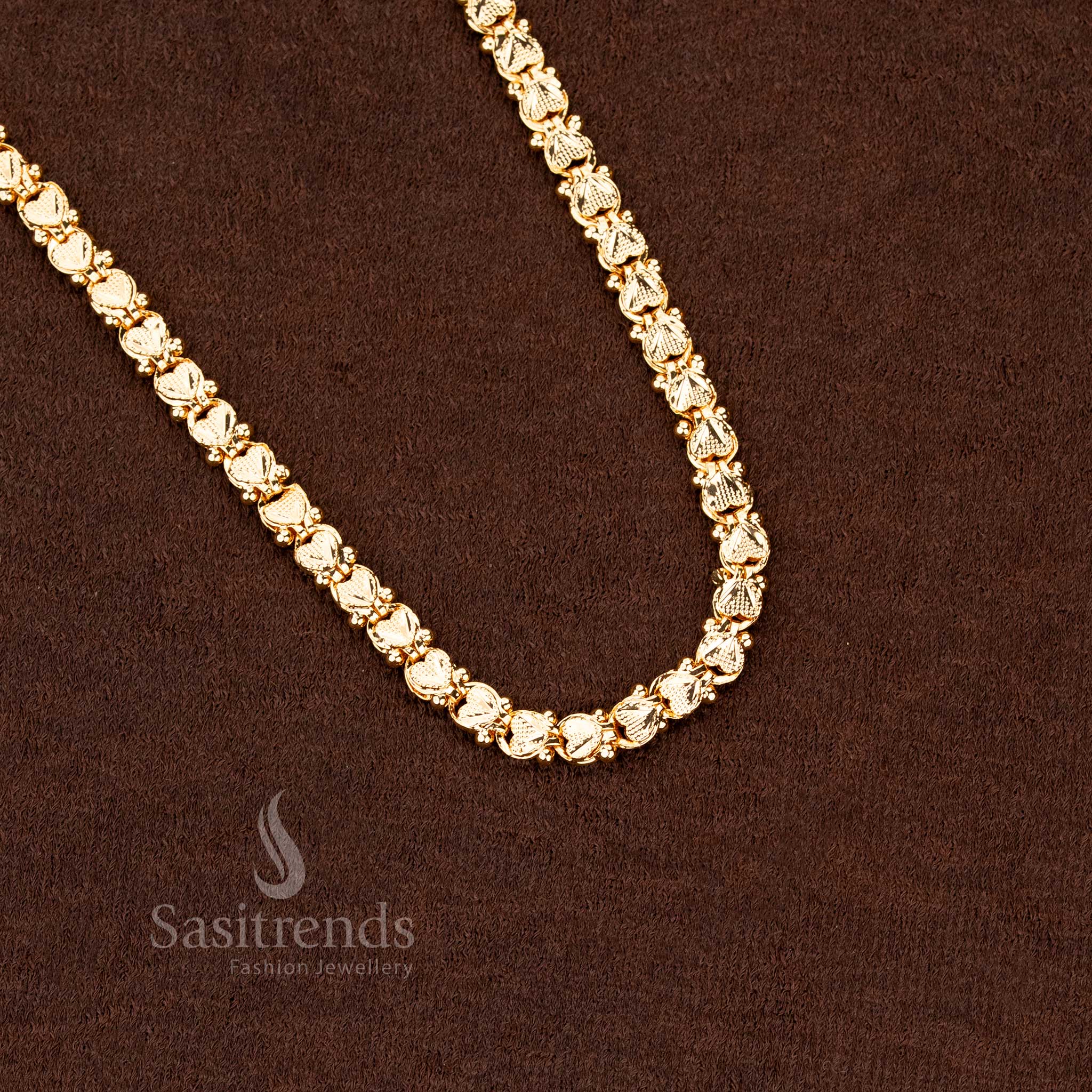 Opulent 24K pure gold micro plated heart design chain, a splendid adornment to wear for traditional festive events and ethnic occasions – Sasitrends