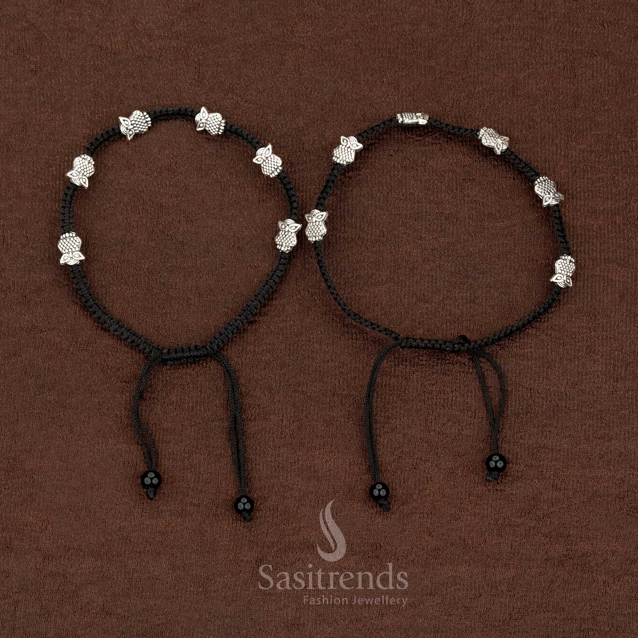 Stylish black thread anklet featuring owl figurine charm, adjustable strands suitable for daily casual, office, and street style outfits – Sasitrends