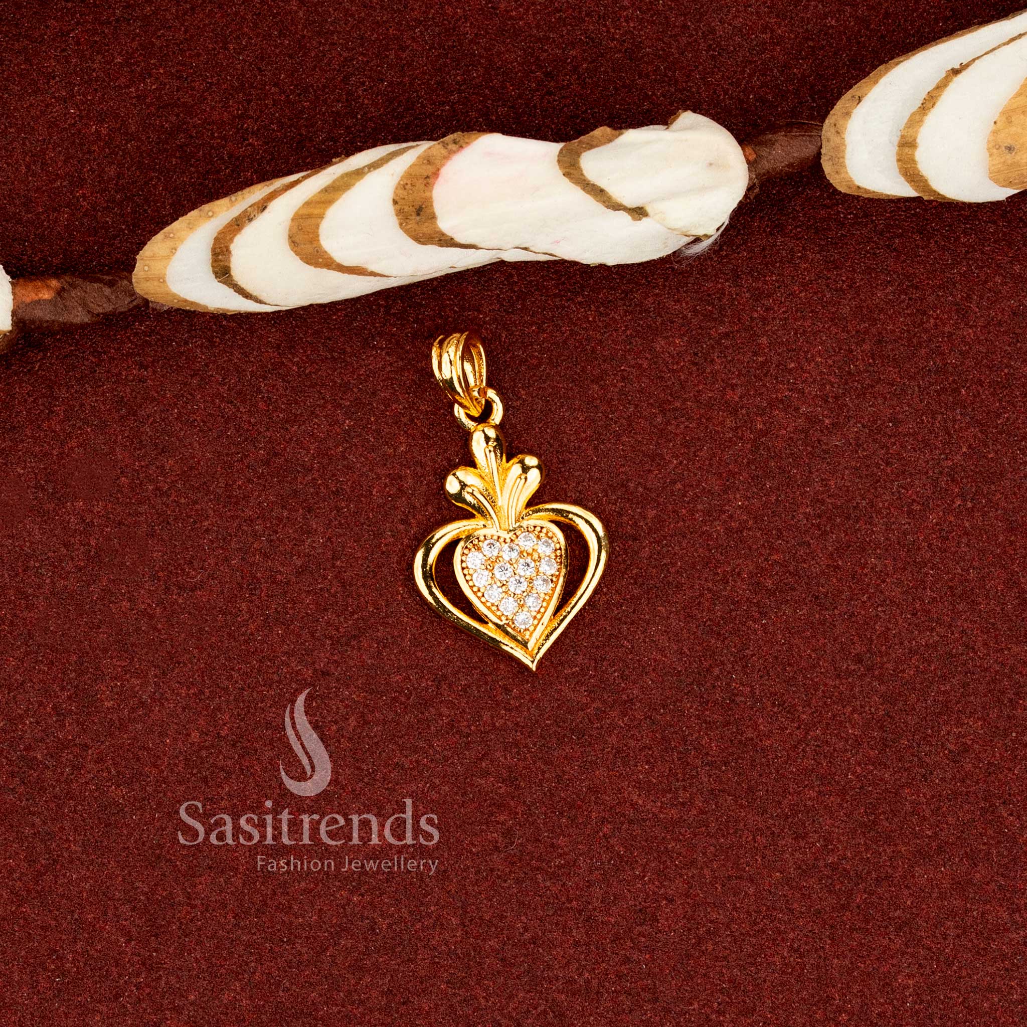 Modern micro gold plated American diamond heart pendant suitable for daily elegance and party wear – Sasitrends