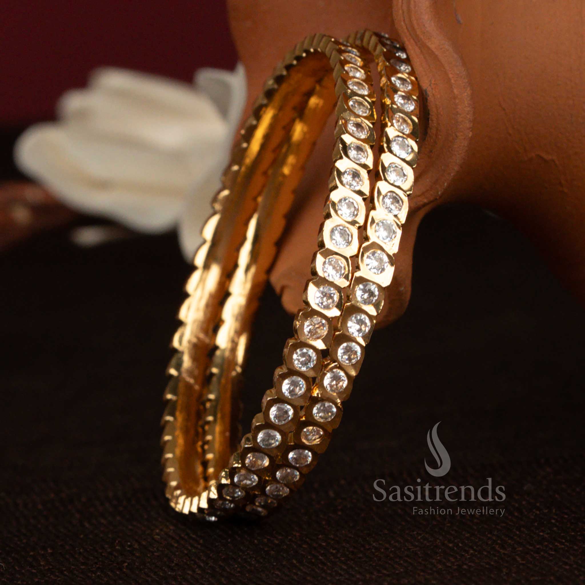 Elegant Impon Gati Addigai Micro Gold Plated Scalloped Notched Round Stone Bangles – Guaranteed - Sasitrends