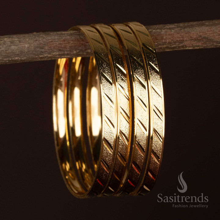Guaranteed Micro Gold Plated 4-Piece Diagonal Line Texture Bangle Set For Saree Wear - Sasitrends