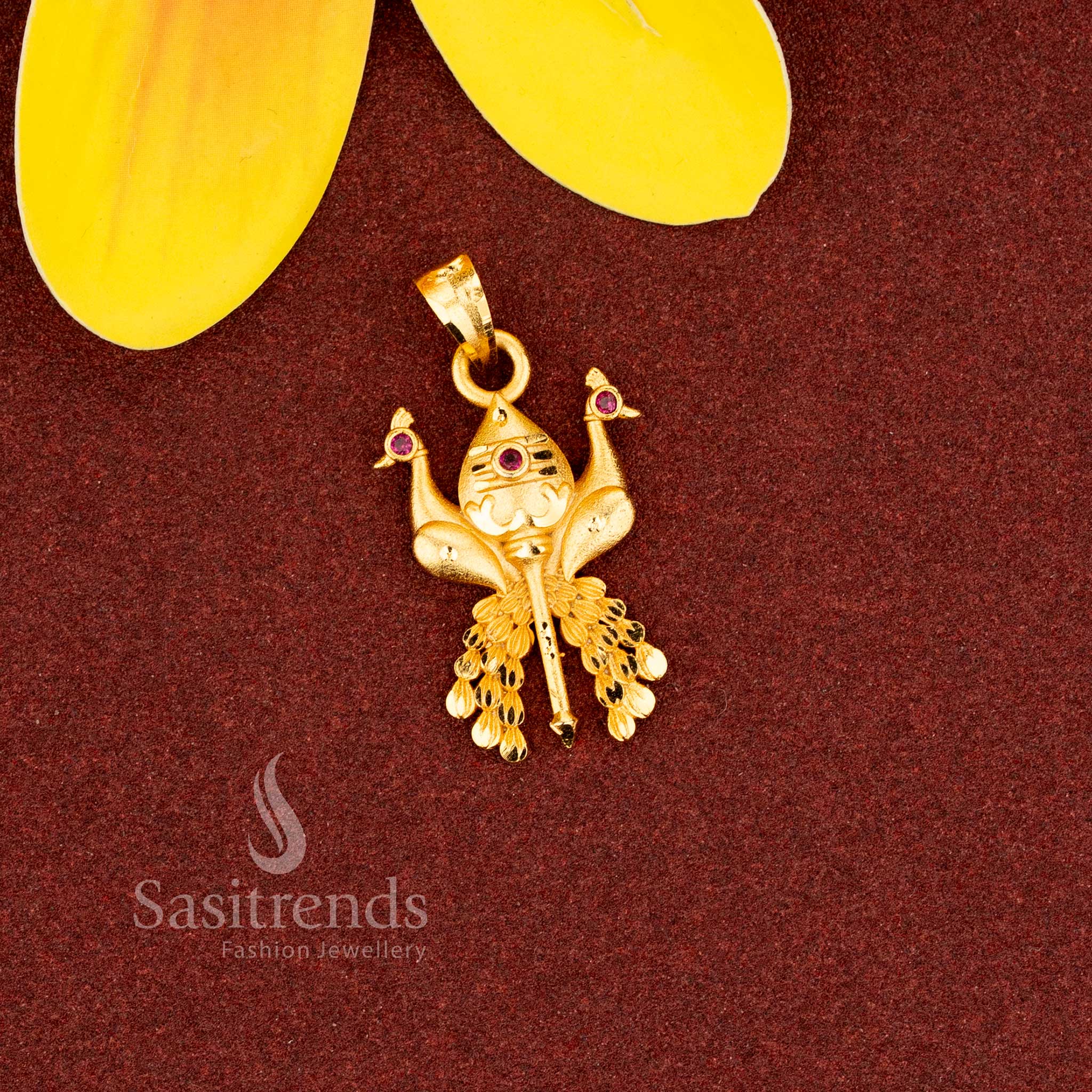 Traditional micro gold plated double peacock Vel forming pendant suitable for cultural and temple visits – Sasitrends