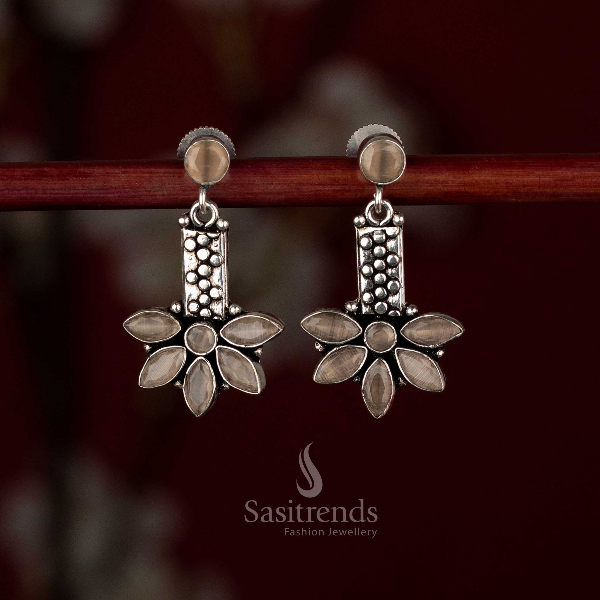 Rust brown oxidised silver earrings styled with a round top and elegant leaf silhouette – Sasitrends
