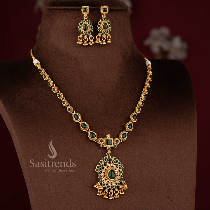 Charming green sophisticated classic matte gold plated teardrop necklace set for traditional celebrations – Sasitrends