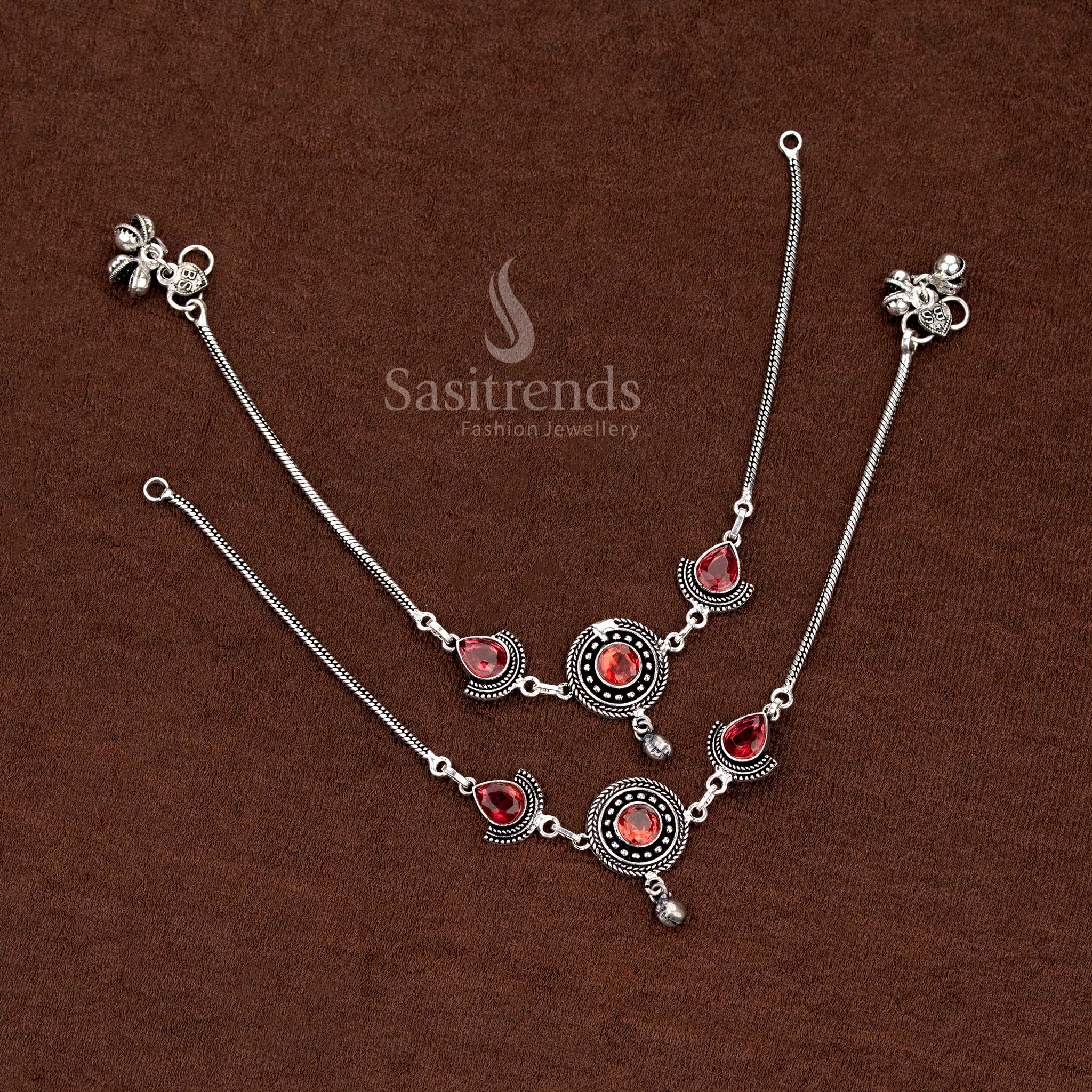 Oxidised anklet with circular red teardrop Monalisa stones, ideal for party wear, casual evenings, and modern day celebrations – Sasitrends