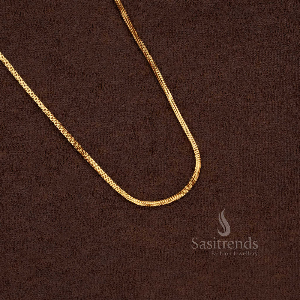 Traditional Micro Gold Plated Box Chain Thin Design With Real Gold Like Finish Suitable For Cultural Events And Gatherings - Sasitrends