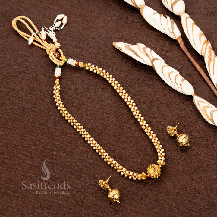 Regal Antique Gold Plated Pearl Ball Necklace Set with Earrings – Traditional temple jewellery designed for elegant bridal wear – Sasitrends