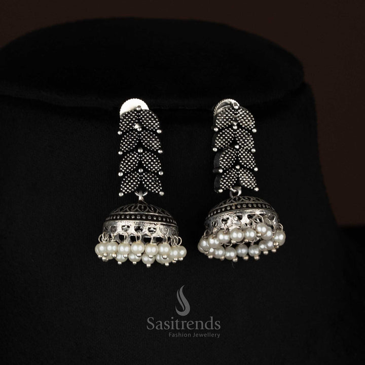 Trendy and bold black oxidised silver necklace featuring double leaf design paired with elegant pearl jhumkas, perfect party wear jewellery set for modern women – Sasitrends