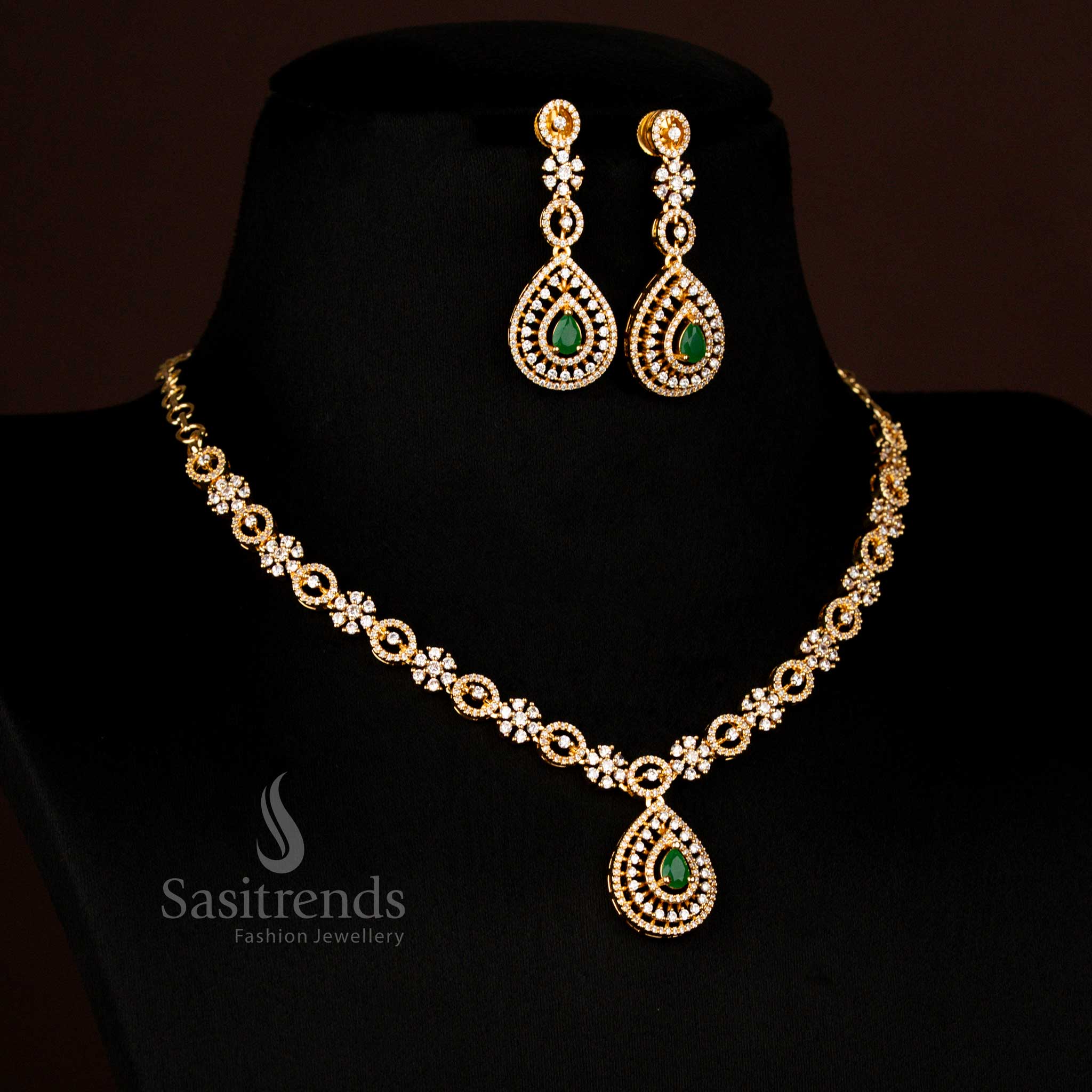 Chic American Diamond gold plated teardrop short green necklace jewellery set perfect for party style and vibrant occasions – Sasitrends