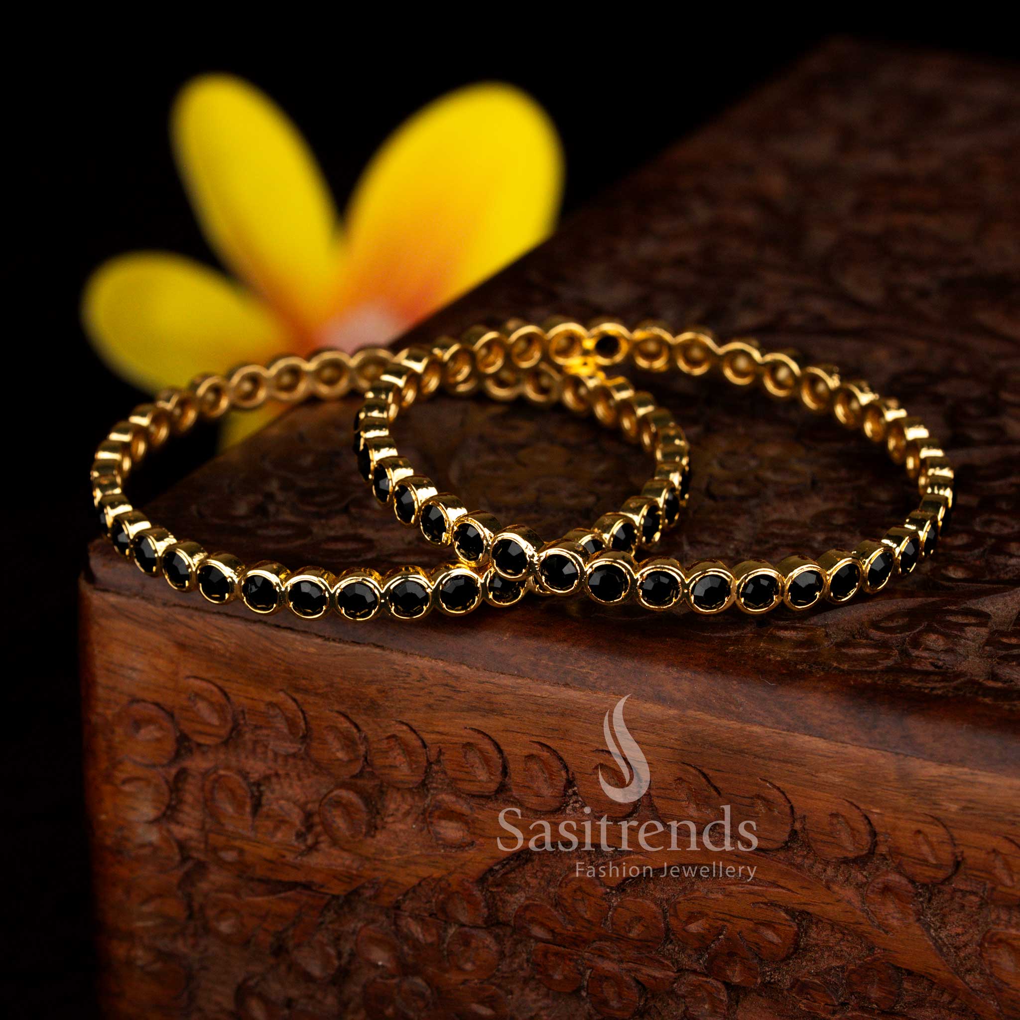 Stylish micro gold plated temple design Impon bangle jewellery enriched with traditional black para stone pattern – Sasitrends