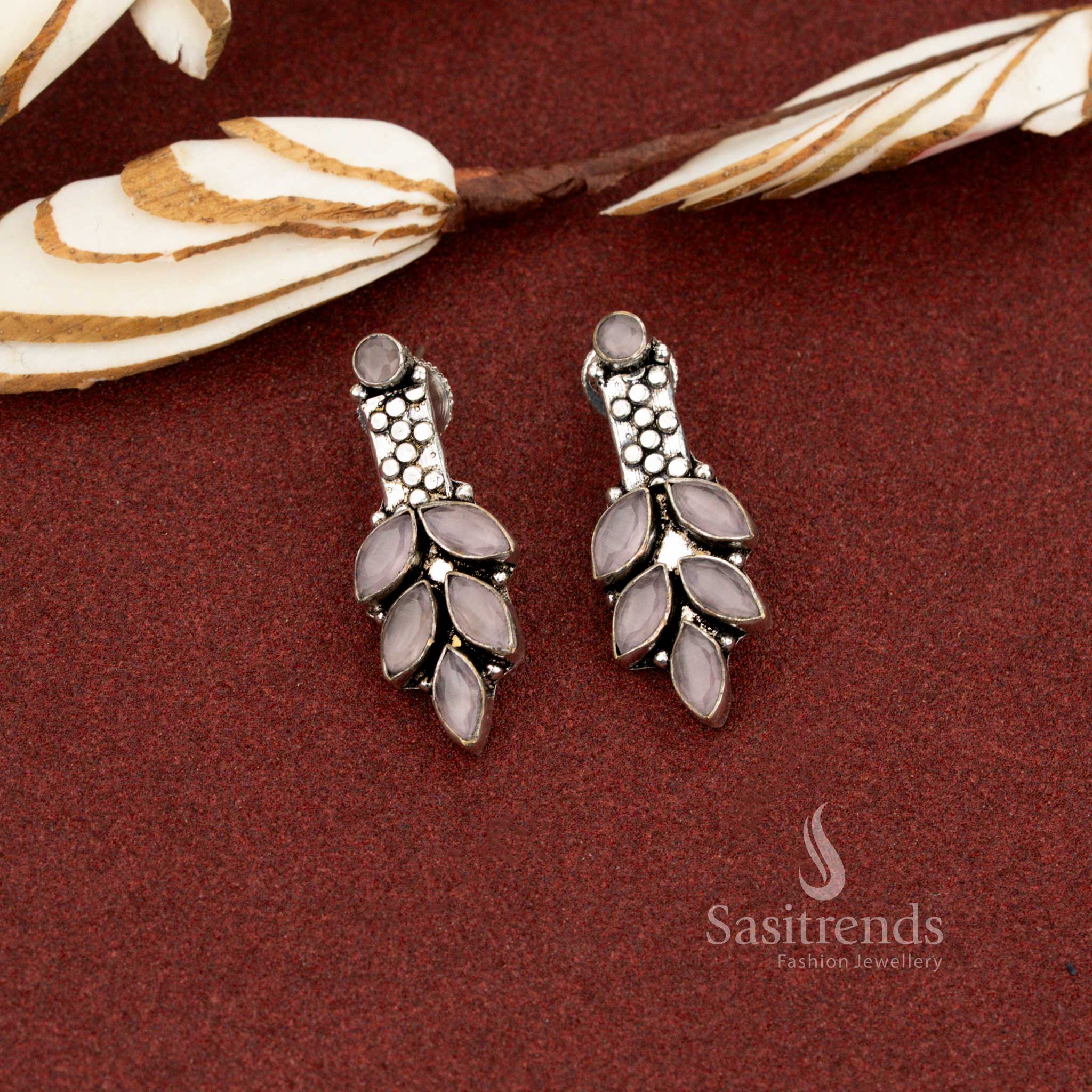 Gentle pink oxidised marquise leaf cluster stone earrings suited for graceful office outfits and refined daily wear – Sasitrends