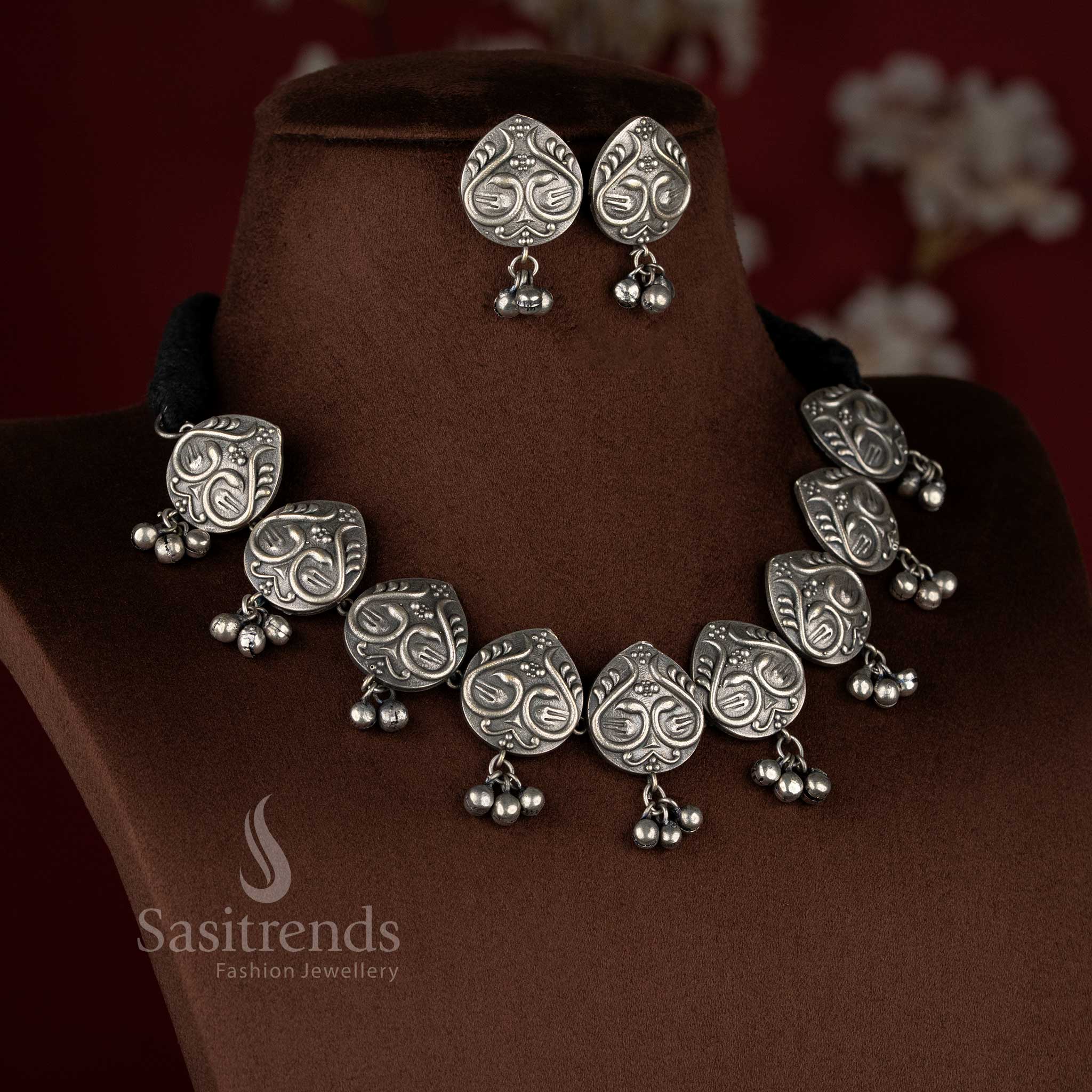 Opulent Eternal Elegance antique oxidised 92.5 silver paisley necklace set with designer earrings for festival and Navaratri wear – Sasitrends